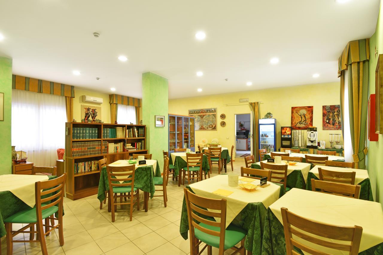 Hotel Villa Olga Caorle Extérieur photo