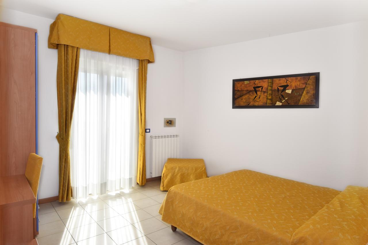 Hotel Villa Olga Caorle Extérieur photo