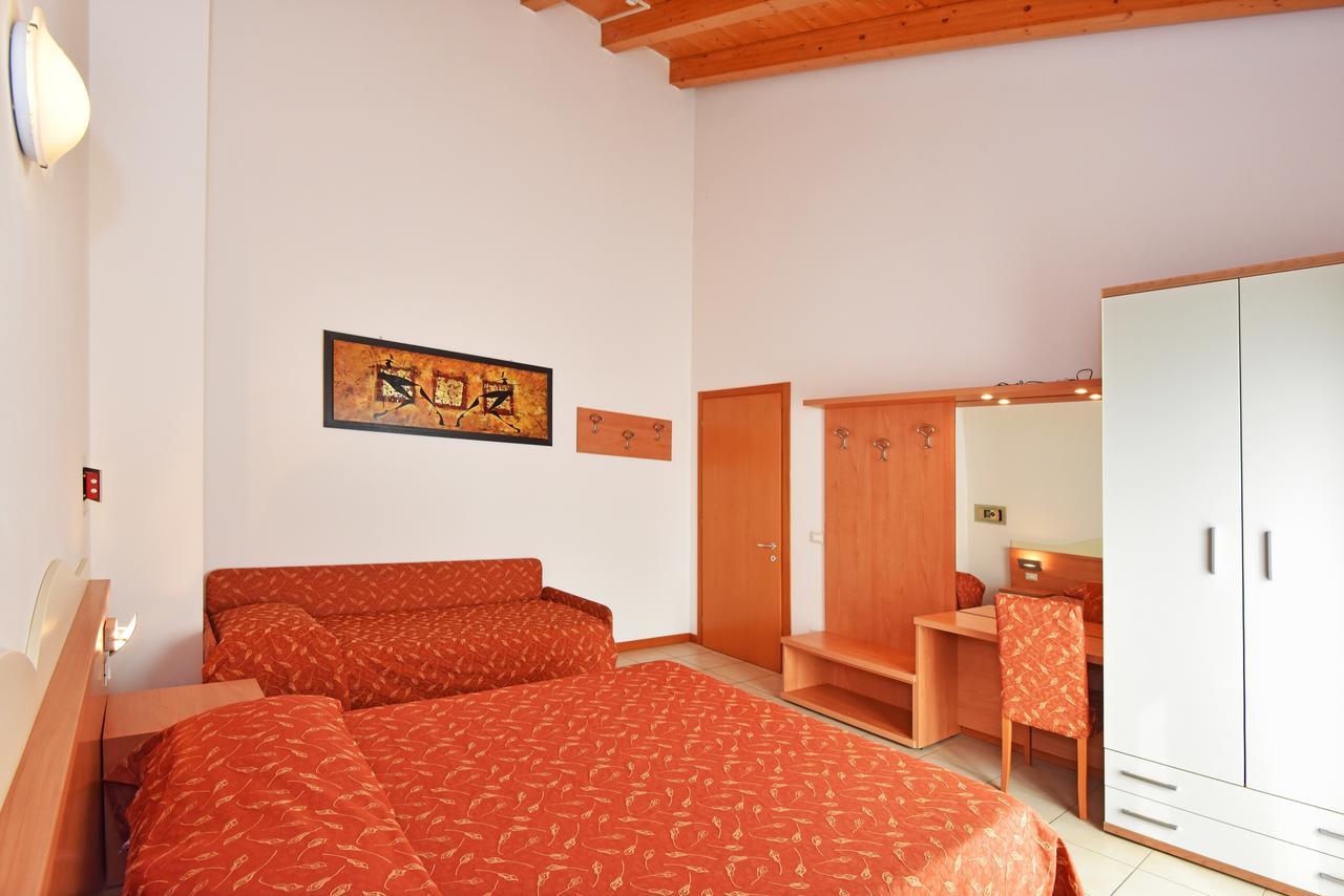 Hotel Villa Olga Caorle Extérieur photo